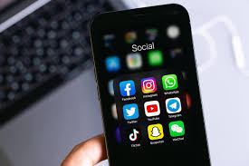 social media marketing plattformen
